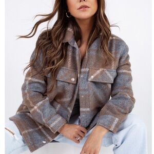REVOLVE Favourite | BLANKNYC Plaid WOOL Shirt Jacket coat Tan grey flannel Med